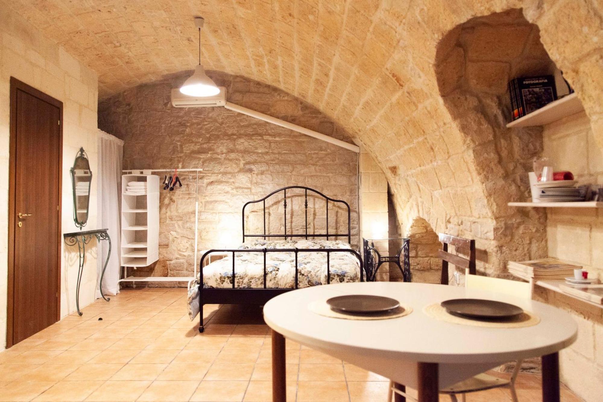 Casa Vacanze Scolanova トラーニ エクステリア 写真