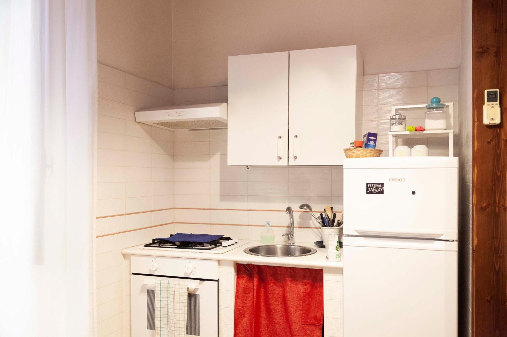 Casa Vacanze Scolanova トラーニ エクステリア 写真